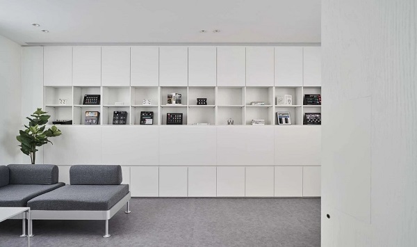 广州大型写字楼装修怎样布局 (2).jpg