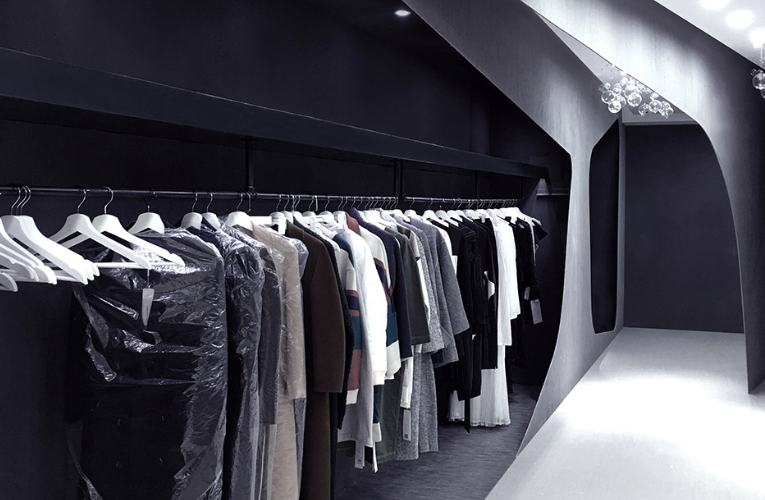 女服装旗航店设计赏析5.jpg