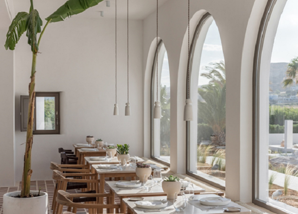 探索室内设计的希腊风格——帕里欧酒店 (1).png