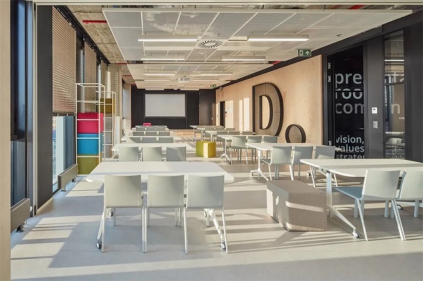 ��ѡ��Ʒ������˼��˹����ĵ��ڻ�������� (9).jpg