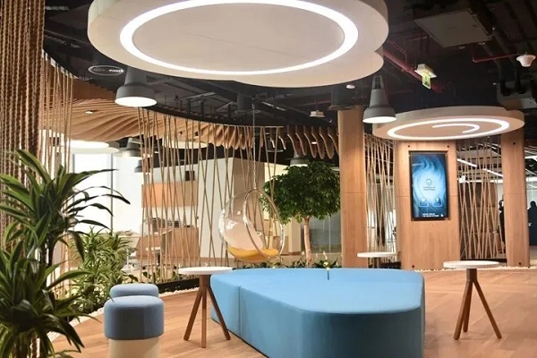 �ϰݰ칫����Ʒ�����������Ȼ���ɶ��Ŀռ� (2).jpg